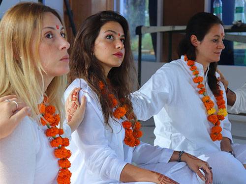beginner-meditation-course-rishikesh